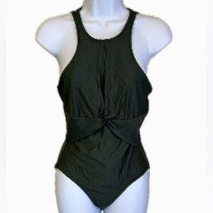 Helen Jon Swimsuit Size M
